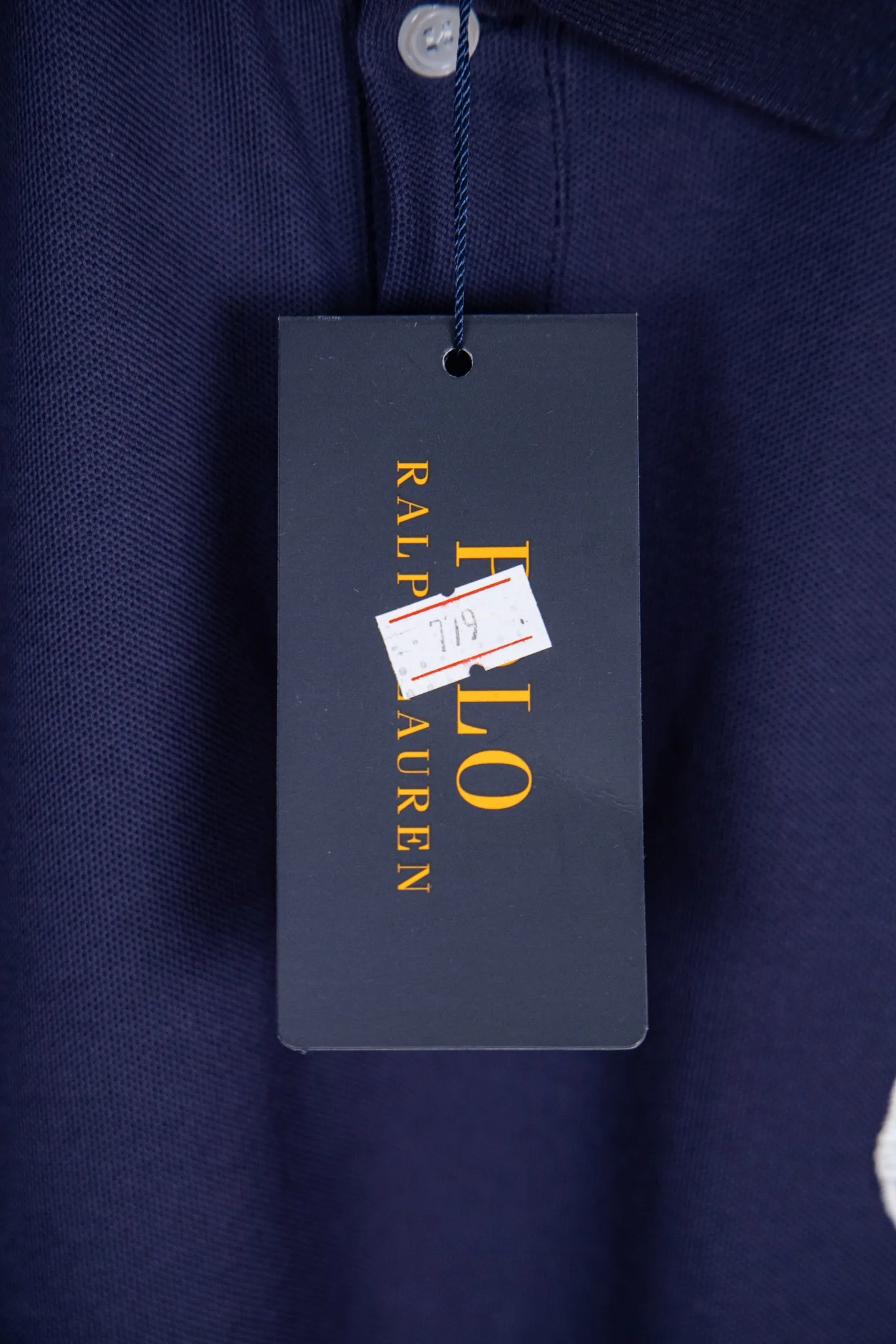 P140 Polo Ralph Lauren/Ralph Lauren basic Malaysian embroidery logo Big Pony Polo shirt T-shirt short sleeve S~XL black navy gray white original fabric 100% pique cotton, imported embroidery logo on the chest, "3" patch logo on the cuffs, custom threaded collar, Malaysian embroidery, the highest version, suitable for business and leisure daily use! 🌘Two-button placket, laser logo pearlescent resin buttons, cuffs and hem using double-thread sewing technology, different currency versions, full set of original three-label accessories!
